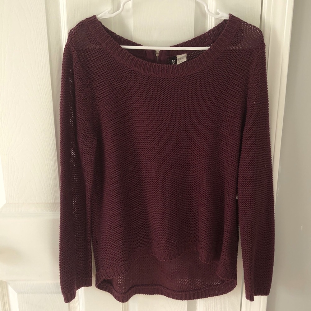 Maroon loose-knit, wide neck top